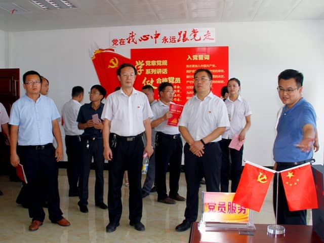 梁山縣委常委、組織部部長王建一行蒞臨天意機(jī)械調(diào)研